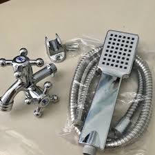 Bagaimana cara memilih harga kran shower yang sesuai dengan budget? Hand Shower Mandi Set Komplit Kran Cabang Harga Ekonomis Promo Diskon Lazada Indonesia