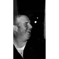 Darren Lyle's Instagram, Twitter & Facebook