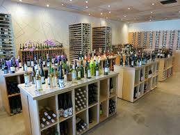 Randy Clement April Langford And George Cossette S Silver Lake Storefront Is The Quintessential Neighborhood Wine Hub Silverlake Wine Wine Store Silver Lake