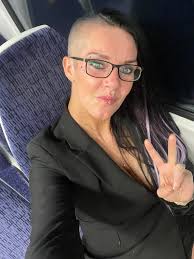 🦋 Let's welcome our new members to the AuDHD Support Group! We are  thrilled to have you join our community. This group is a safe and inclusive  space where individuals with Autism