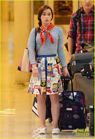 Emilia clarke, star of me before you and game of thrones, compares her experiences of playing louisa clark and the mother of dragons. 300 Me Before You Ideas Emilia Clarke Sam Claflin Romantic Movies