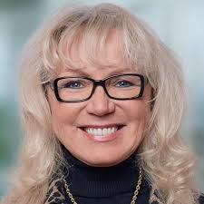 Mariana at the plant list. Dr Mariana Bozesan Becomes A Full International Member In The Club Of Rome Aqal Group Integral Investing