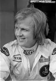 Retrospective>>colin Chapman