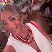 Michaela Craig's Instagram, Twitter & Facebook