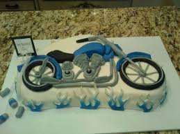 Cake covered in fondant with fondant details. 27 Motorcycle Cakes Ideas Motorcycle Cake Cake Bike Cakes
