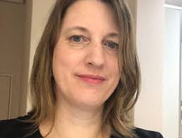 Catherine Henderson's Instagram, Twitter & Facebook