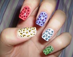 Flaunting animal themed nail art shows your wild side and it also depicts your love towards the animals or your pets. Animal Print Nail Art 365greetings Com