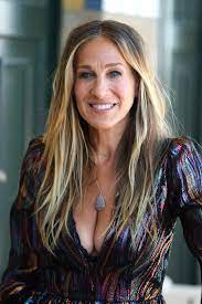 Sarah jessica parker is originally from ohio. Sarah Jessica Parker Is Making A Dating Show For Lifetime And It Sounds Like The Holiday Glamour
