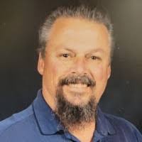 Sarah Minick's Instagram, Twitter & Facebook