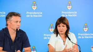 Bullrich abrazó a chocobar y luego cuestionó la sentencia. Caso Chocobar Analisis De La Confirmacion Judicial De Su Procesamiento Xumek