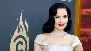 I had the pleasure of seeing you at the crazy horse in vegas a few years ago. Das Sagt Dita Von Teese Zu Den Vorwurfen Gegen Ihren Ex Marilyn Manson B Z Berlin