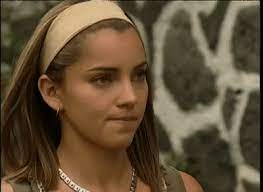 Quizás no lo recuerdes, pero a principios de la década del 2000, sara maldonado era la estrella mexicana más cotizada en las telenovelas juveniles. Tatiana En Su Cumple Clase 406 On Make A Gif