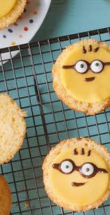 zitronen muffins mit gesicht rezept rezept rezepte zitronen muffins lebensmittel essen
