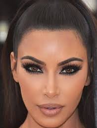 See her create the look! Know The Secrets Of Kim Kardashian Make Up Celebrity Makeup Secrets Kim Kardashian Makeup Kardashian Makeup Kim K Makeup