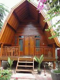 Material kayu terkenal membuat rumah terkesan hangat dan klasik. Rumah Kayu Yang Indah Steemit