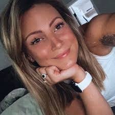 Kristina Ryan's Instagram, Twitter & Facebook