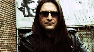 Dez Cadena, former Black Flag and Misfits member, diagnosed with throat  cancer