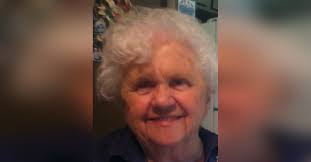 Linda Gerdes's Instagram, Twitter & Facebook