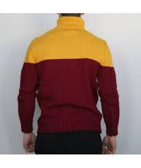 Maglione guess uomo collo alto treccia bordeaux maglione guess uomo collo alto treccia bordeaux è disponibile nelle taglie s, m e l. Maglione Lana Collo Alto