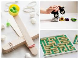 ‪40 Easy Crafts for Boys - from Somewhat Simple‬‏