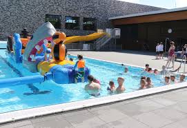 Ook voor installatie van uw zwembad en alle onderdelen. Aquacentrum Den Helder Het Zwembad Van Den Helder