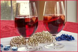 Despite its global popularity and common association with spain, there is no official formula for sangria in spain and locals are more often known to enjoy a drink similar to sangria known as tinto de verano. High Quality Red Wines Are Best For Authentic Sangria Cape Gazette