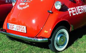 Bei dekra, gtü, küs oder tüv) muss ein gutachten für die einstufung als oldtimer erstellen. Oldtimer So Sparen Sie Bei Steuern Versicherung