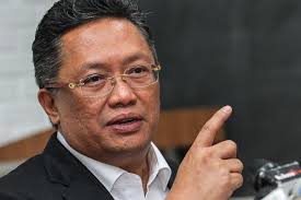 Ahli majlis tertinggi umno, datuk seri abdul rahman dahlan juga tidak tersenarai dalam calon umno tersebut. Rahman Dahlan Wants Guan Eng To Step Down As Finance Minister Over Bursa S Performance Nestia