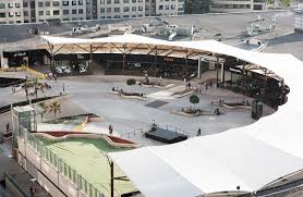 Mar shopping o mar shopping é um retail park do grupo inter ikea localizado em matosinhos. Streetscape Diagonal Mar Shopping Mall Terrace Escofet