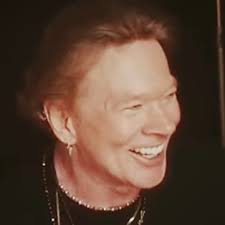 maria (@axlgifsnpics)