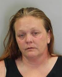 Holly Ferree's Instagram, Twitter & Facebook