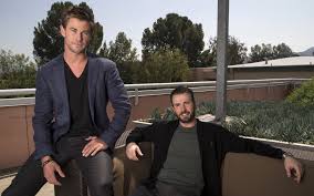 1920 x 1080 jpeg 702 кб. Actor Celebrity Chris Evans Chris Hemsworth Wallpaper Ubackground Com