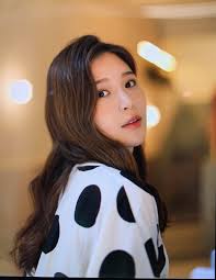 Our teachers have rich experience in business projects and teaching. Jj4r0wsufrh2 M