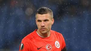 How big does t.gornik build / design ltd? Official Gornik Zabrze Sign Lukas Podolski