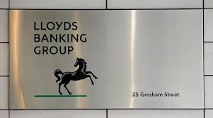 Welcome to the lloyds bank facebook page. Lloyds Bank To Close Brighton Preston Circus Store The Argus