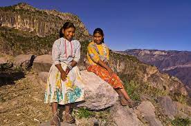 Tarahumara Indians Of Mexico Tarahumara Indian Sisters Urique Canyon The Deepest Canyon In The Mexico People Native American Beauty Native American Photos
