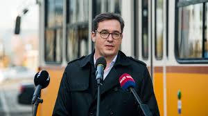Gergely szilveszter karácsony (born 11 june 1975) is a hungarian political scientist, politician, member of the national assembly (mp) from 2010 to 2014 and current mayor of budapest. Karacsony Gergely Levelet Irt Orban Viktornak Portfolio Hu