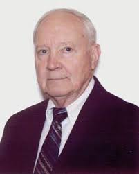 Robert Dunn McCubbin, born in Cross Timbers, Missouri in 1921. Died August  10, 2021 in Missouri at age of100. Played guitar and banjo