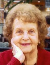 Renee Pickering's Instagram, Twitter & Facebook