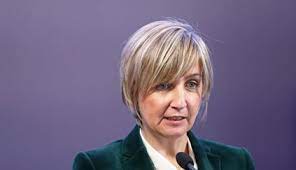 Tenho sem dúvida que fazer um elogio a marta temido. Marta Temido Admite Que Governo Mantem Em Cima Da Mesa Hipotese De Transferir Doentes Para Outros Paises Sociedade Correio Da Manha