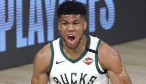 Giannis sina ugo antetokounmpo (/ˈjɑːnɪs ˈɑːntɛtəˈkuːmpoʊ/ greek: Nba Giannis Antetokounmpo Schliesst Forderung Nach Einem Trade Von Den Milwaukee Bucks Aus