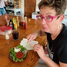 Want Cake By The Ocean