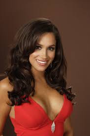This sneaky lady is trying to suss out her friend's. Prince Harry Spent Two Years Lusting Over Meghan Markle S Sexy Suits Character Rachel Zane Before Meeting Her