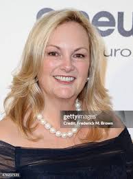 20 Photos & High Res Pictures