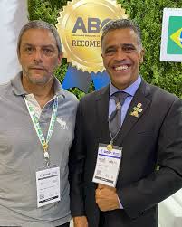 📣 Ontem, ao final da tarde, no CIOSP, foi oficializada a nova diretoria da  ABO Nacional. Uma nova etapa se inicia com grandes responsabilidades e  avanços para a odontologia brasileira. 🦷✨ O