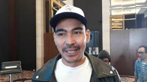 Ini bukan merupakan kali pertama robby mendapatkan komentar. Polisi Ungkap Kasus Hoaks Video Syur Syahrini Mutia Ayu Disinggung Agama