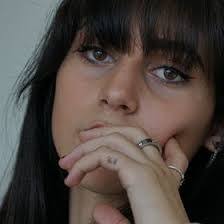 Kate Baum's Instagram, Twitter & Facebook