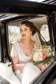 Great Gatsby Glamour A 1920 S Themed Wedding Wedding Dresses Vintage 20s Gatsby Wedding Theme Gatsby Wedding Dress