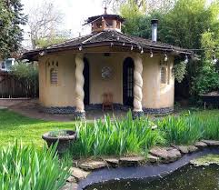17 Unique Airbnb Vacation Rentals In Portland Oregon Updated 2020 Cob House Plans Cob House Natural Building
