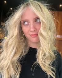 Blonde barbie @jade.tann 😍